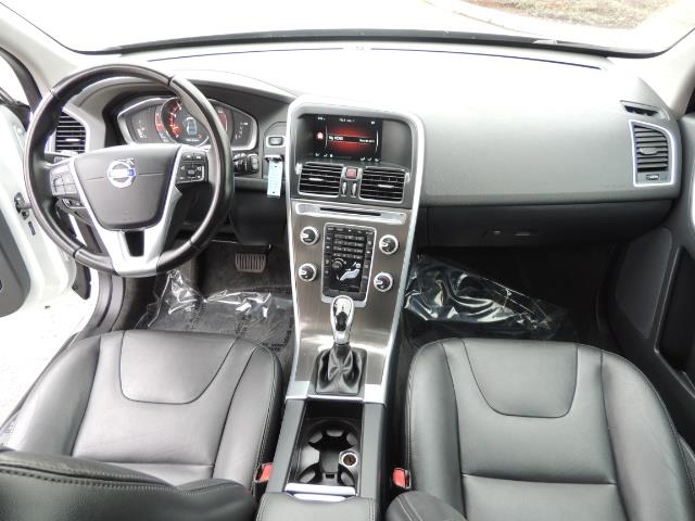 2016 Volvo XC60 T5 Premier / AWD / Leather / Navi / Pano Sunroof - Photo 19 - Portland, OR 97217
