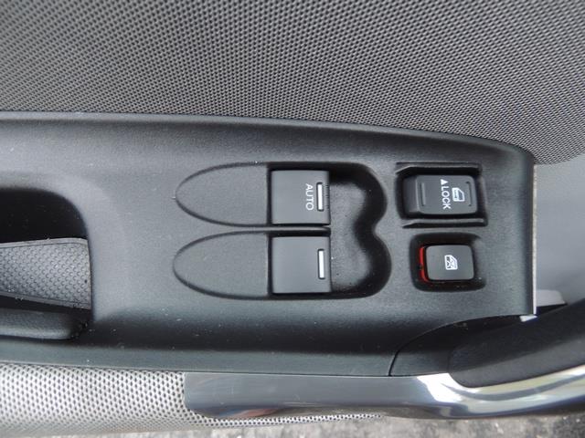2011 Honda CR-Z EX / Hatchback / Hybrid / 1-OWNER / Excel Cond - Photo 32 - Portland, OR 97217