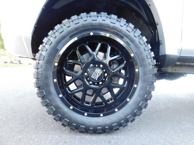 2016 Toyota 4Runner SR5 / 4WD / THIRD SEAT / LIFTED LIFTED - Photo 23 - Portland, OR 97217