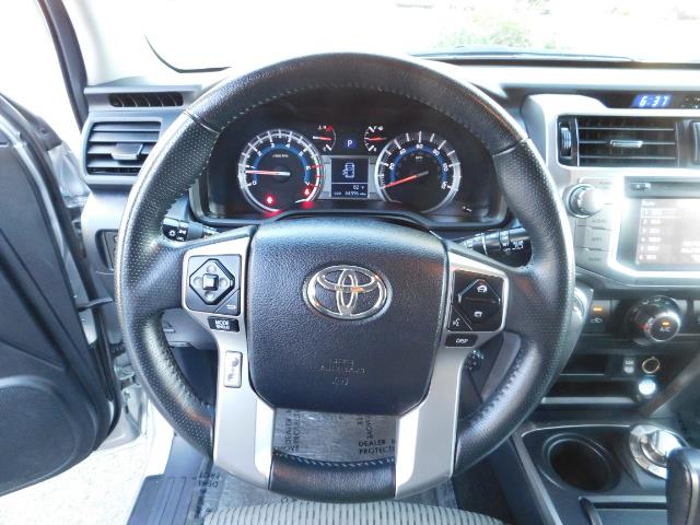 2016 Toyota 4Runner SR5 / 4WD / THIRD SEAT / LIFTED LIFTED - Photo 41 - Portland, OR 97217