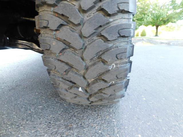 2016 Toyota 4Runner SR5 / 4WD / THIRD SEAT / LIFTED LIFTED - Photo 24 - Portland, OR 97217