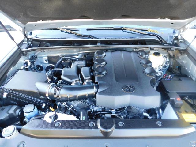 2016 Toyota 4Runner SR5 / 4WD / THIRD SEAT / LIFTED LIFTED - Photo 33 - Portland, OR 97217