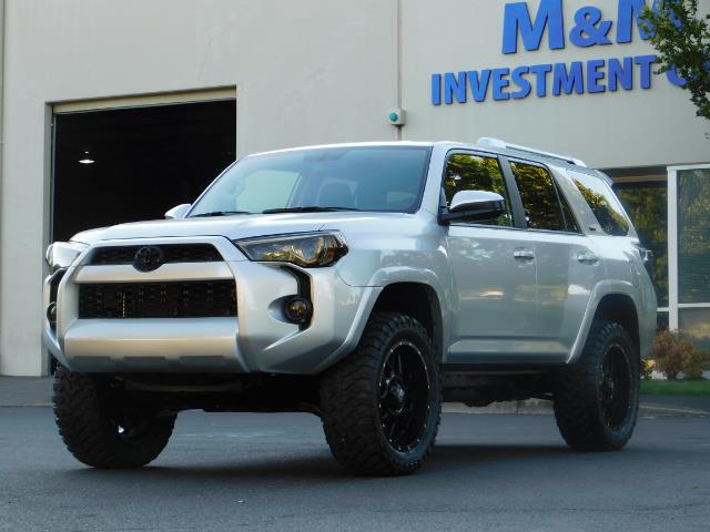 2016 Toyota 4Runner SR5 / 4WD / THIRD SEAT / LIFTED LIFTED - Photo 48 - Portland, OR 97217