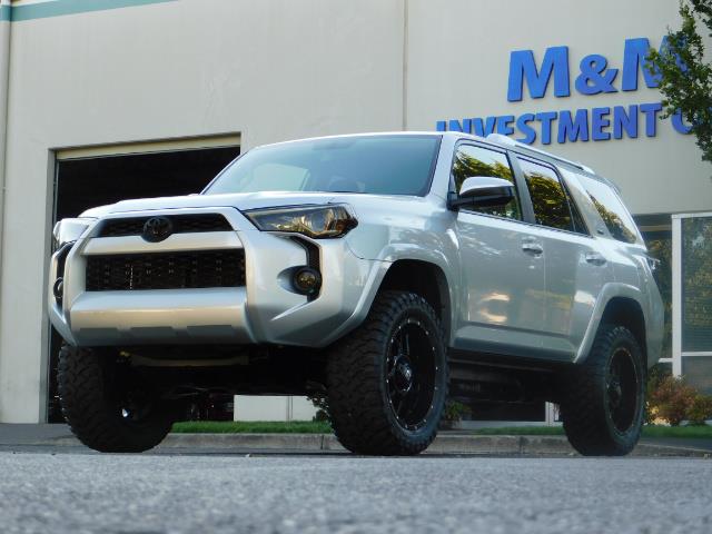 2016 Toyota 4Runner SR5 / 4WD / THIRD SEAT / LIFTED LIFTED - Photo 46 - Portland, OR 97217