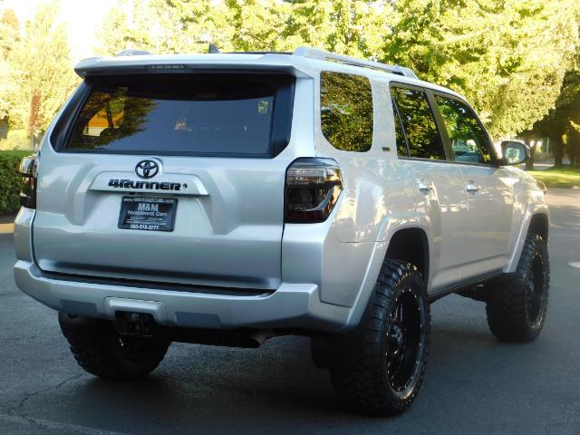 2016 Toyota 4Runner SR5 / 4WD / THIRD SEAT / LIFTED LIFTED - Photo 8 - Portland, OR 97217