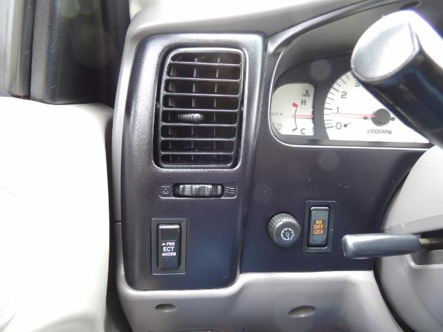 2002 Toyota Tacoma V6 4dr Double Cab 4WD Lifted 33 "Mud RR DIF - Photo 21 - Portland, OR 97217
