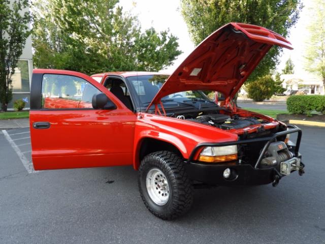 2000 Dodge Dakota SLT 4X4 V8 / CUSTOM BUMPER / WINCH / LOW MILES !! - Photo 39 - Portland, OR 97217