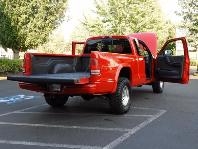 2000 Dodge Dakota SLT 4X4 V8 / CUSTOM BUMPER / WINCH / LOW MILES !! - Photo 37 - Portland, OR 97217