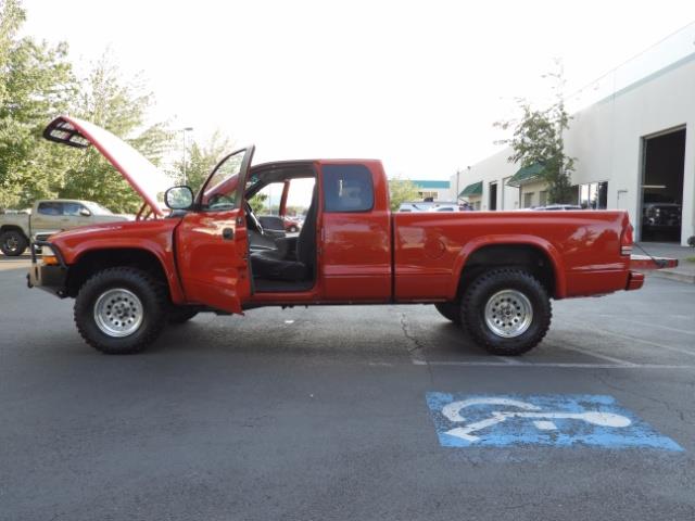 2000 Dodge Dakota SLT 4X4 V8 / CUSTOM BUMPER / WINCH / LOW MILES !! - Photo 20 - Portland, OR 97217