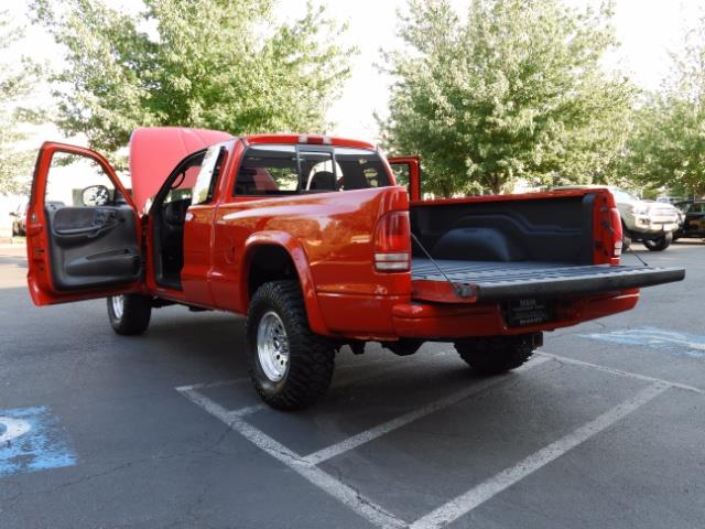 2000 Dodge Dakota SLT 4X4 V8 / CUSTOM BUMPER / WINCH / LOW MILES !! - Photo 35 - Portland, OR 97217