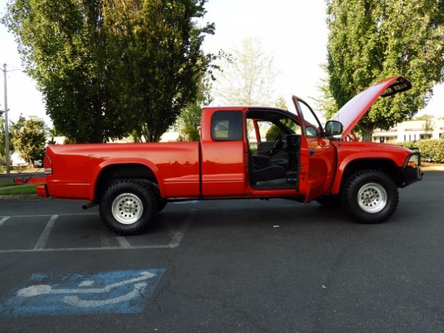 2000 Dodge Dakota SLT 4X4 V8 / CUSTOM BUMPER / WINCH / LOW MILES !! - Photo 21 - Portland, OR 97217