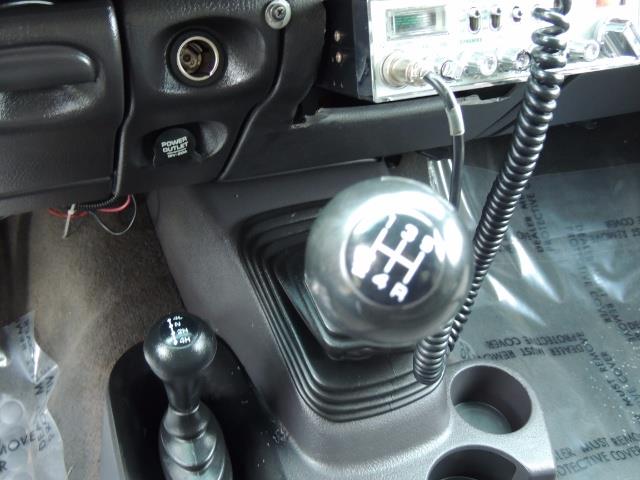 2001 Dodge Ram 3500 SLT Plus 4dr / 4X4 / 5.9L DIESEL/ 5-SPEED / DUALLY - Photo 18 - Portland, OR 97217