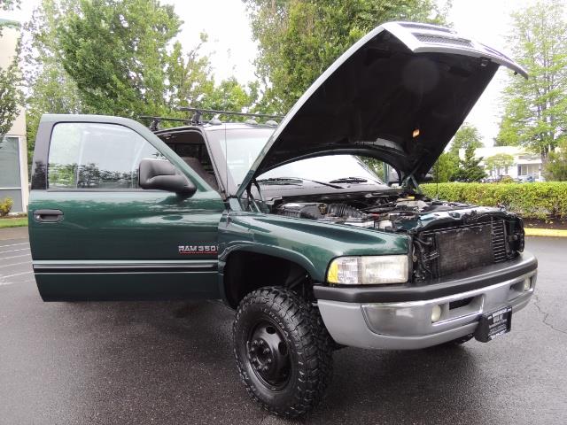 2001 Dodge Ram 3500 SLT Plus 4dr / 4X4 / 5.9L DIESEL/ 5-SPEED / DUALLY - Photo 30 - Portland, OR 97217