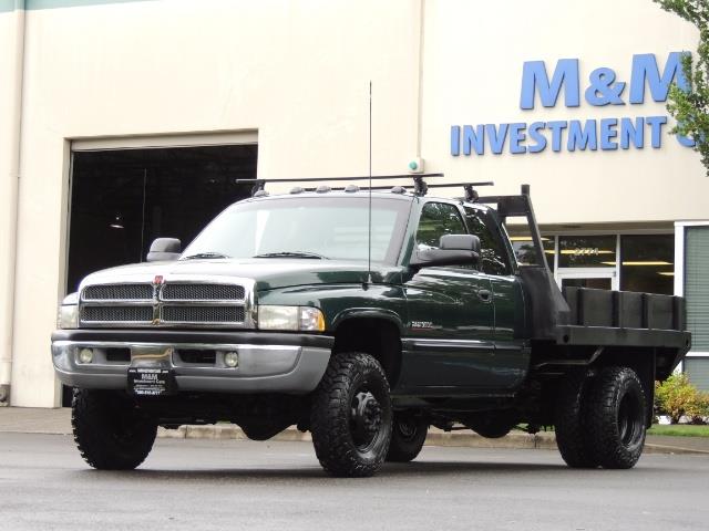 2001 Dodge Ram 3500 SLT Plus 4dr / 4X4 / 5.9L DIESEL/ 5-SPEED / DUALLY - Photo 1 - Portland, OR 97217