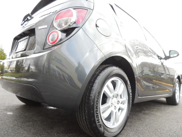 2016 Chevrolet Sonic LT Auto / 4-Door Hatch Back / 1-OWNER / 5000 MILES - Photo 10 - Portland, OR 97217