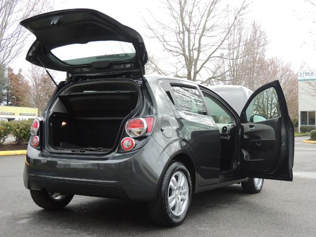 2016 Chevrolet Sonic LT Auto / 4-Door Hatch Back / 1-OWNER / 5000 MILES - Photo 29 - Portland, OR 97217