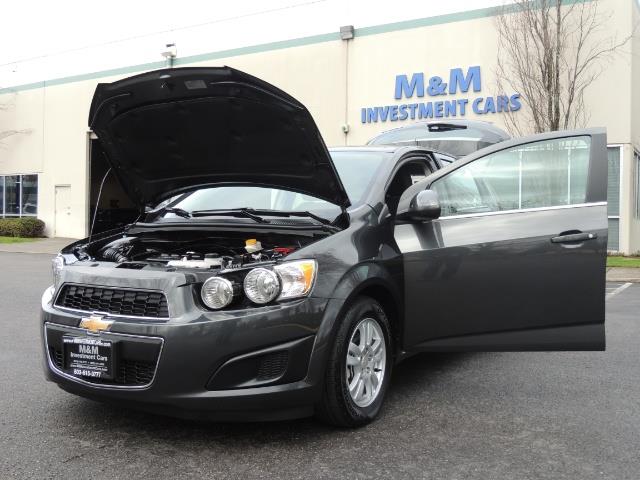 2016 Chevrolet Sonic LT Auto / 4-Door Hatch Back / 1-OWNER / 5000 MILES - Photo 25 - Portland, OR 97217