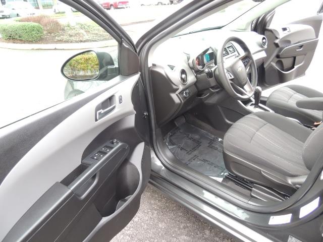 2016 Chevrolet Sonic LT Auto / 4-Door Hatch Back / 1-OWNER / 5000 MILES - Photo 13 - Portland, OR 97217