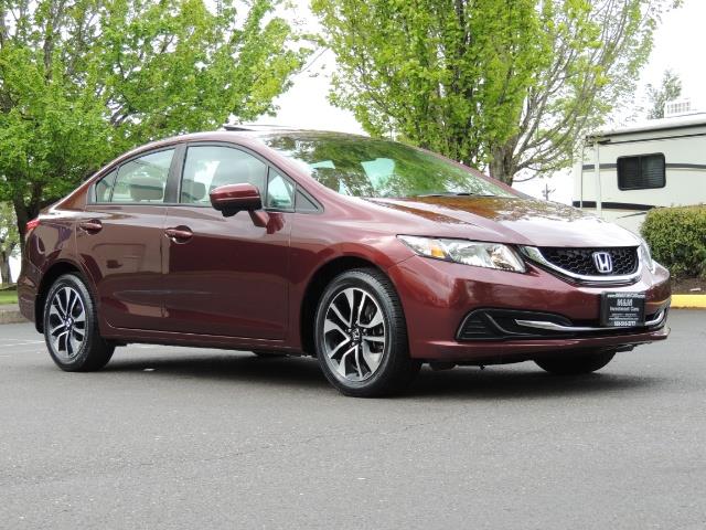 2015 Honda Civic EX / 4DR / Backup Cam / Sunroof / 1-Owner - Photo 2 - Portland, OR 97217