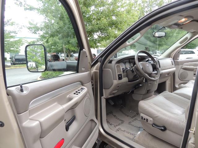 2004 Dodge Ram 3500 Laramie 1-TON 4X4 / 5.9 L CUMMINS DIESEL / LIFTED - Photo 13 - Portland, OR 97217
