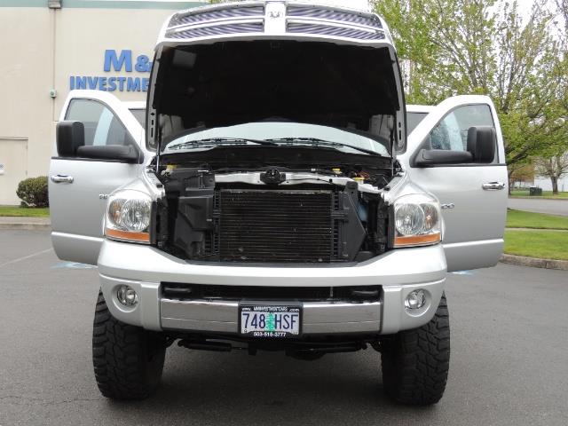 2006 Dodge Ram 2500 SLT / 4x4 / 5.9L Cummins Diesel / High Output - Photo 30 - Portland, OR 97217