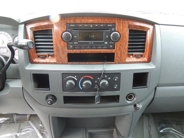 2006 Dodge Ram 2500 SLT / 4x4 / 5.9L Cummins Diesel / High Output - Photo 18 - Portland, OR 97217