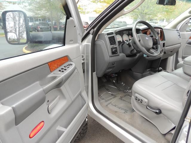2006 Dodge Ram 2500 SLT / 4x4 / 5.9L Cummins Diesel / High Output - Photo 11 - Portland, OR 97217