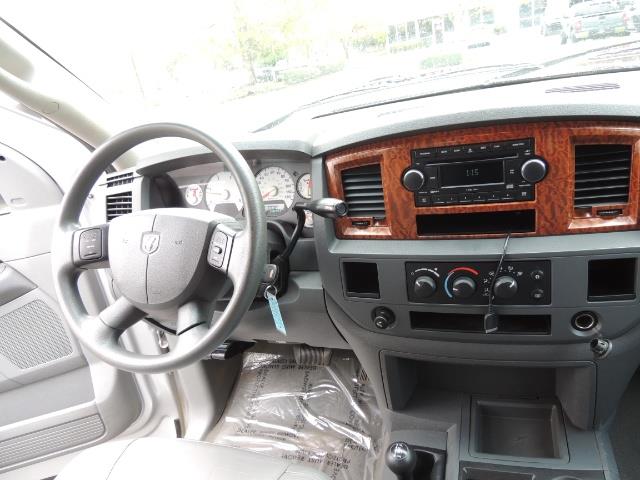 2006 Dodge Ram 2500 SLT / 4x4 / 5.9L Cummins Diesel / High Output - Photo 16 - Portland, OR 97217
