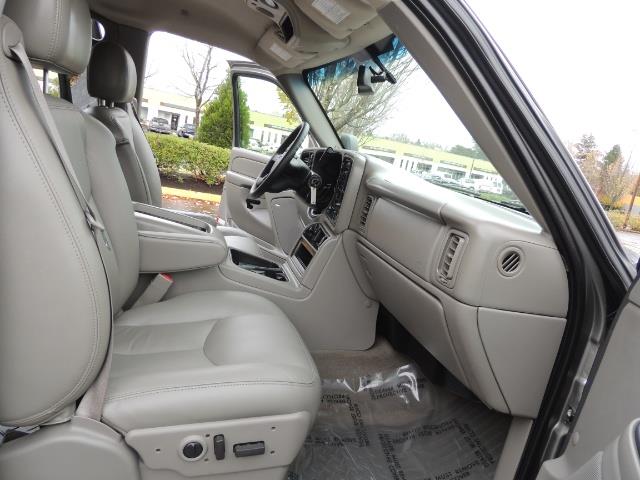 2007 GMC Sierra 2500 SLT 4X4 / 6.6 Duramax Diesel / LBZ Motor / Allison - Photo 22 - Portland, OR 97217