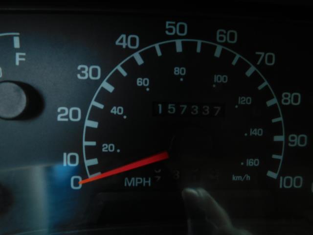 1999 Ford F-250 Super Duty Lariat 4dr / 4X4/ 7.3L DIESEL / 6-SPEED - Photo 38 - Portland, OR 97217