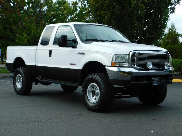 1999 Ford F-250 Super Duty Lariat 4dr / 4X4/ 7.3L DIESEL / 6-SPEED - Photo 2 - Portland, OR 97217