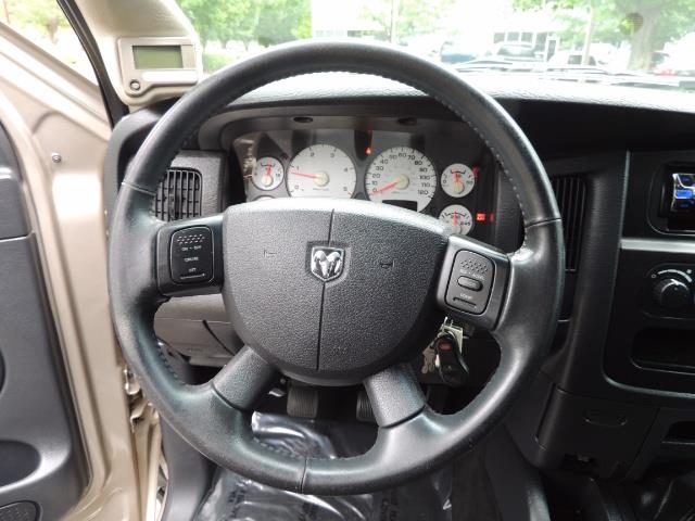 2004 Dodge Ram 2500 SLT 4dr / 4X4 / 5.9L DIESEL / 6-SPEED / LIFTED - Photo 20 - Portland, OR 97217