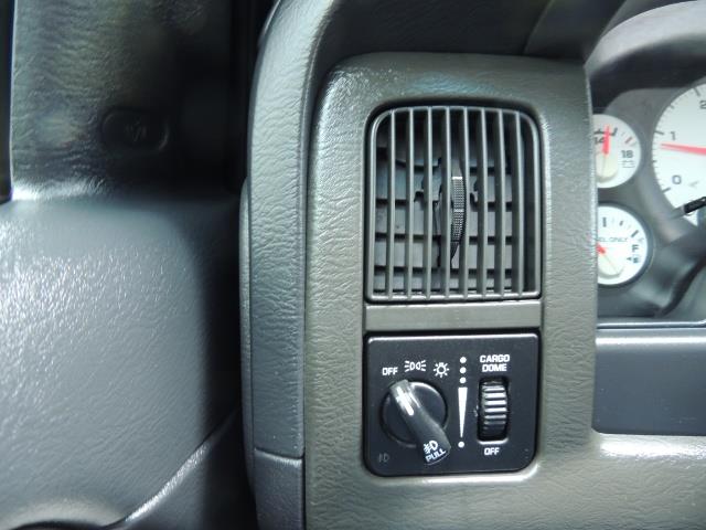 2004 Dodge Ram 2500 SLT 4dr / 4X4 / 5.9L DIESEL / 6-SPEED / LIFTED - Photo 42 - Portland, OR 97217
