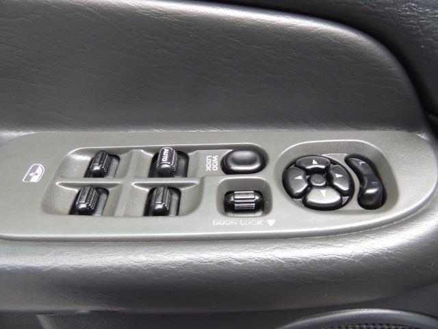 2004 Dodge Ram 2500 SLT 4dr / 4X4 / 5.9L DIESEL / 6-SPEED / LIFTED - Photo 36 - Portland, OR 97217