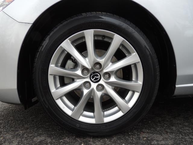 2016 Mazda Mazda6 i Sport / Sedan / Backup Camera / New Tires - Photo 23 - Portland, OR 97217