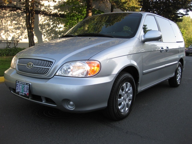 2005 Kia Sedona LX Minivan V6 Automatic 3RD Seat . Loaded