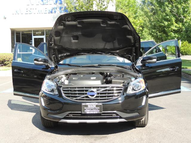 2017 Volvo XC60 T5 Inscription / AWD/ BLIS / Navi / Backup / Pano - Photo 32 - Portland, OR 97217