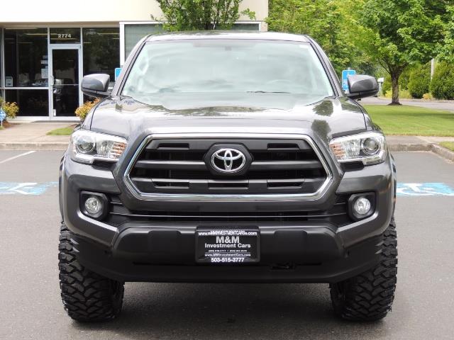 2017 Toyota Tacoma SR5 V6 / 4x4 / Double cab / Backup / LIFTED LIFTED - Photo 5 - Portland, OR 97217