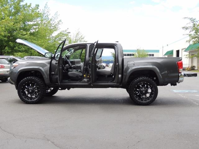 2017 Toyota Tacoma SR5 V6 / 4x4 / Double cab / Backup / LIFTED LIFTED - Photo 26 - Portland, OR 97217