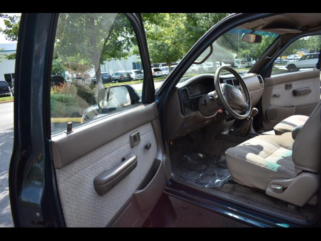 1997 Toyota Tacoma V6 2dr X-Cab 5 Speed Manual 4WD TimingBelt Done - Photo 13 - Portland, OR 97217