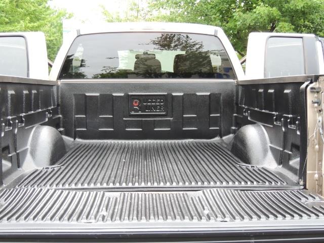 2012 Ford F-150 XLT / 4X4 / 3.7L V6 / LIFTED LIFTED - Photo 28 - Portland, OR 97217
