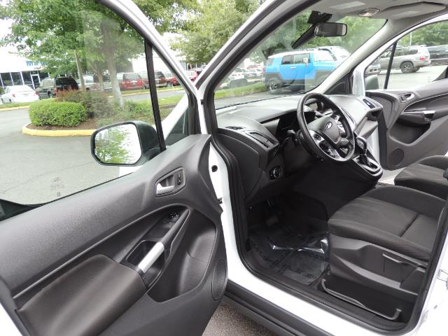 2016 Ford Transit Connect Cargo XLT / 4-Door / 1-Owner / Excel Cond - Photo 13 - Portland, OR 97217