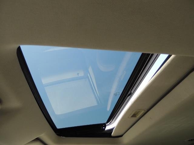 2010 Ford Flex Limited / AWD / Third Seat / Navigation / Leather - Photo 23 - Portland, OR 97217