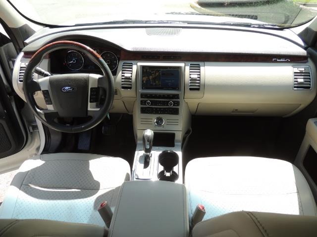 2010 Ford Flex Limited / AWD / Third Seat / Navigation / Leather - Photo 40 - Portland, OR 97217