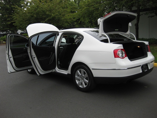 2006 Passat Value Edition Stereo Systems