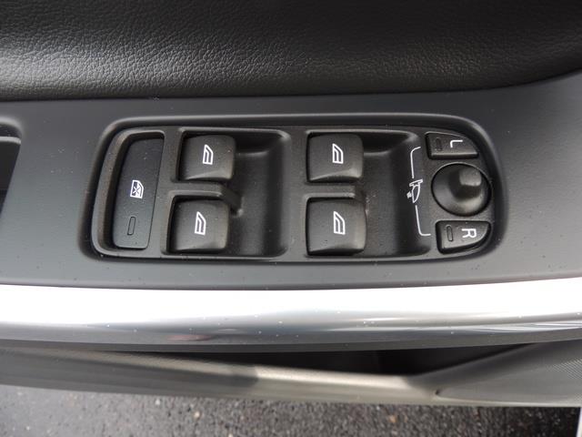 2017 Volvo V60 T5 Premier/ Leather / Heated Seats / Navigation - Photo 34 - Portland, OR 97217