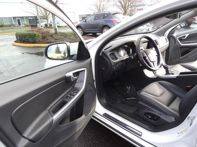2017 Volvo V60 T5 Premier/ Leather / Heated Seats / Navigation - Photo 13 - Portland, OR 97217