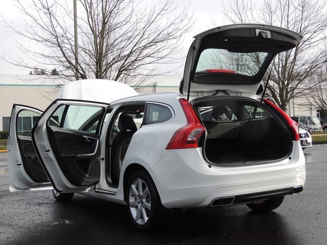 2017 Volvo V60 T5 Premier/ Leather / Heated Seats / Navigation - Photo 27 - Portland, OR 97217