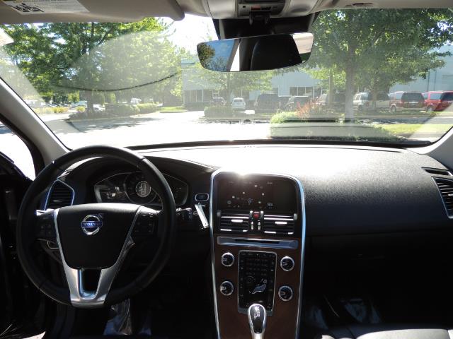 2017 Volvo XC60 T5 Inscription / AWD/ BLIS / Navi / Backup / Pano - Photo 37 - Portland, OR 97217