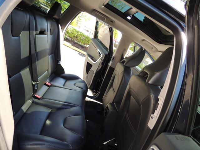 2017 Volvo XC60 T5 Inscription / AWD/ BLIS / Navi / Backup / Pano - Photo 16 - Portland, OR 97217